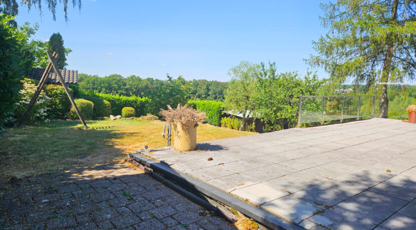 Seitlicher Zugang zum Garten