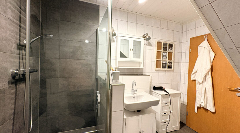 Badezimmer - EG