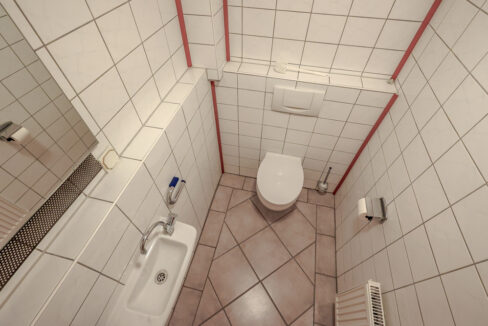 Damen-WC Untergeschoss