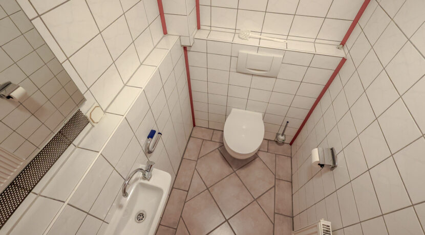 Damen-WC Untergeschoss