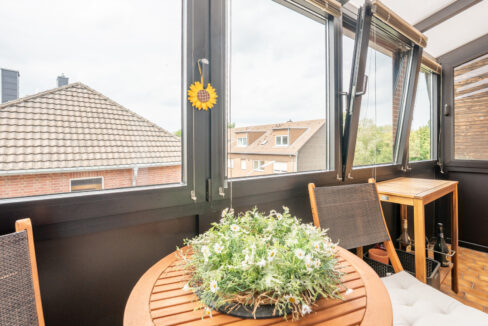 Überdachter Balkon