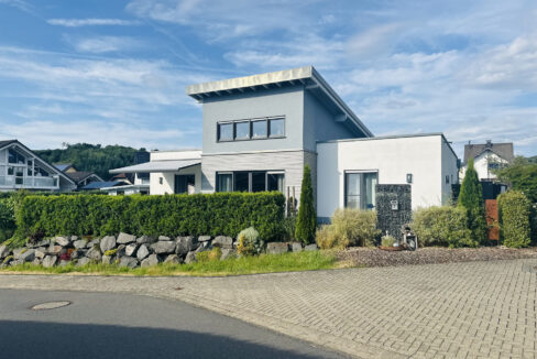 Straßenansicht