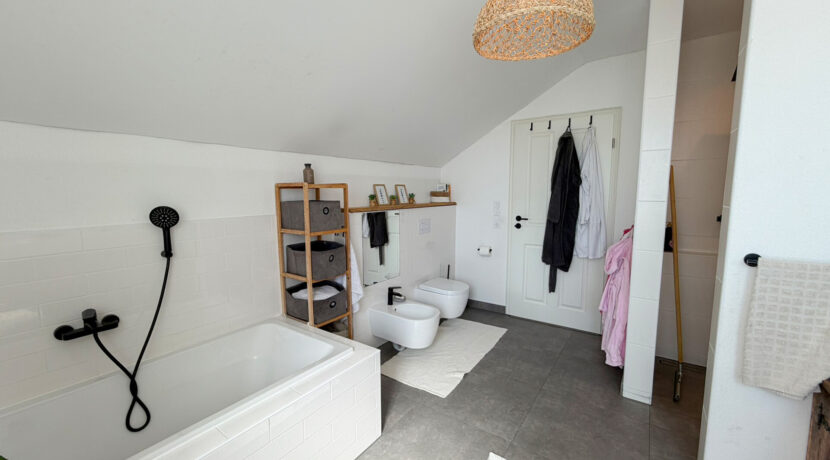 OG Badezimmer
