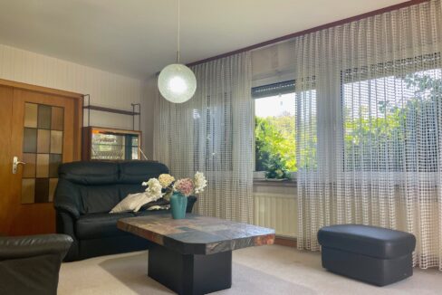 Wohnzimmer (EG)