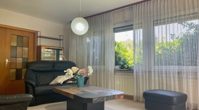Wohnzimmer (EG)