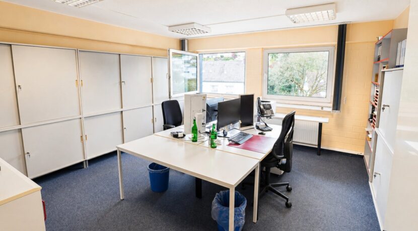 Büro 2