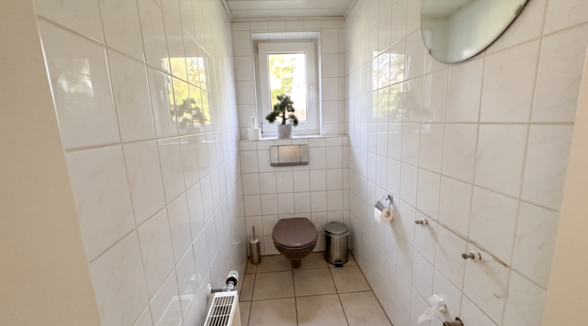 WC 2 Keramik wird noch getauscht