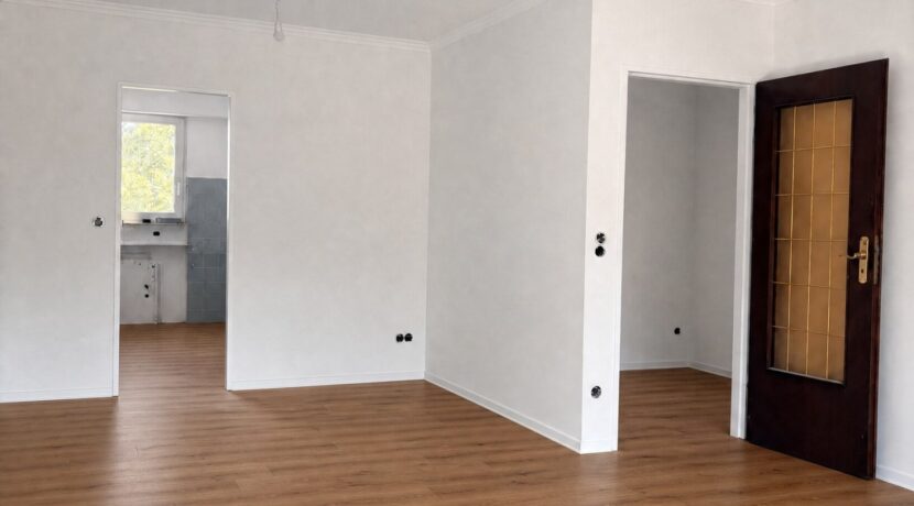 Wohnzimmer Blick Richtung Küche