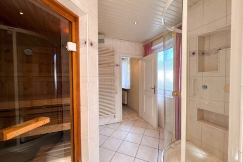 Badezimmer Zugang Sauna