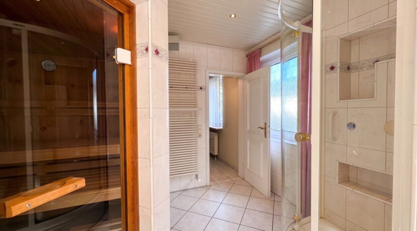 Badezimmer Zugang Sauna