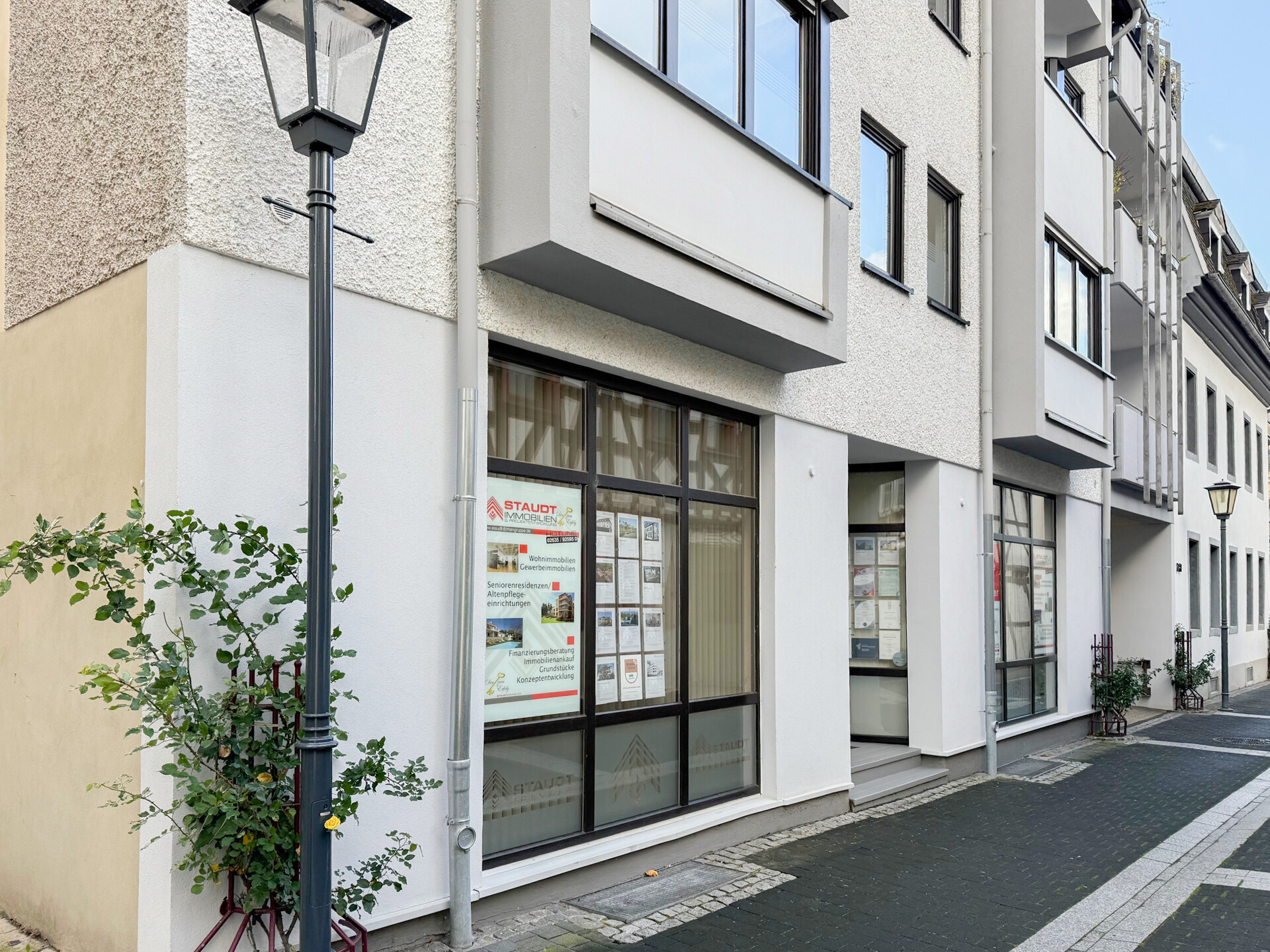 Laden- und Bürofläche mit Schaufenster in zentraler Innenstadtlage von Bad Hönningen!