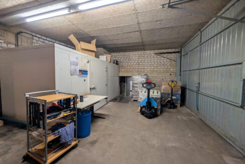 Doppelhalle mit Kühlzelle