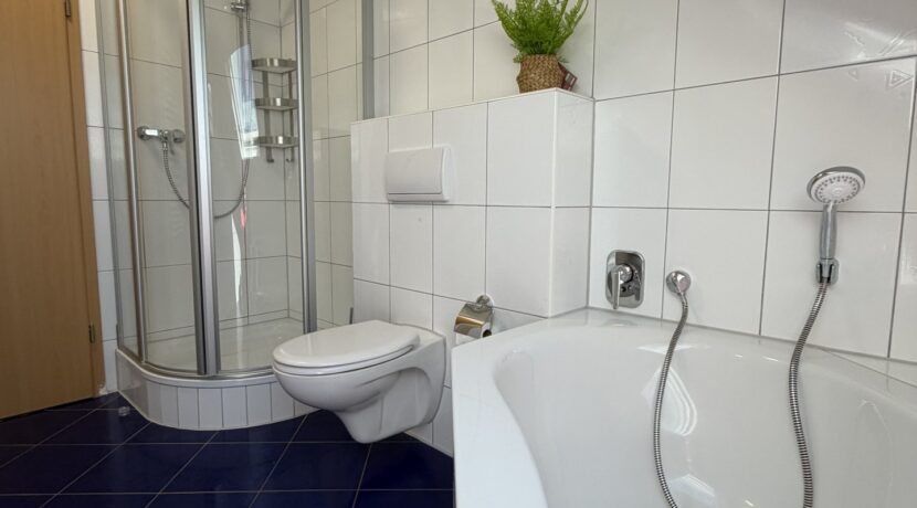 ...und Dusche