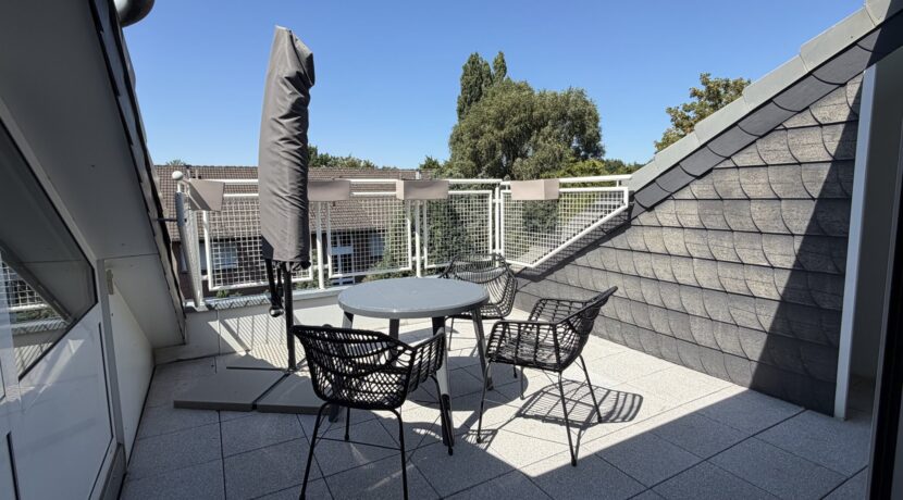 Sonne pur auf der der Loggia
