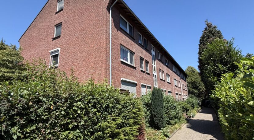 Zuwegung /Eingangsbereich