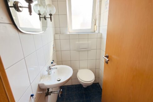 Gäste-WC EG