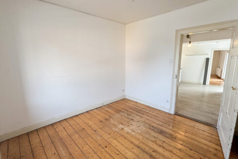 Zimmer 1 DG