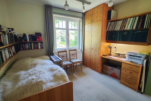 Zimmer (ggf. Küche) EG