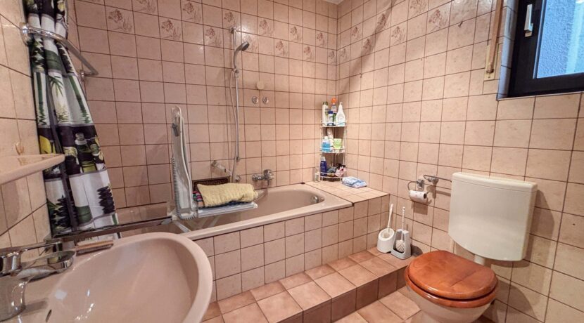 Badezimmer KG
