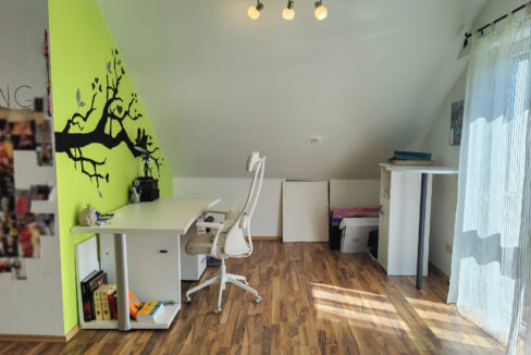 Kinderzimmer 2 (DG)