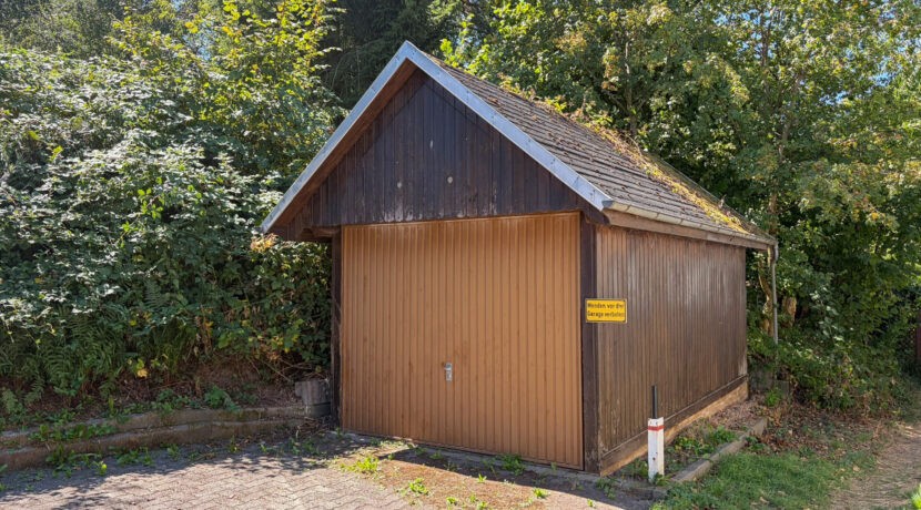 Garage 2