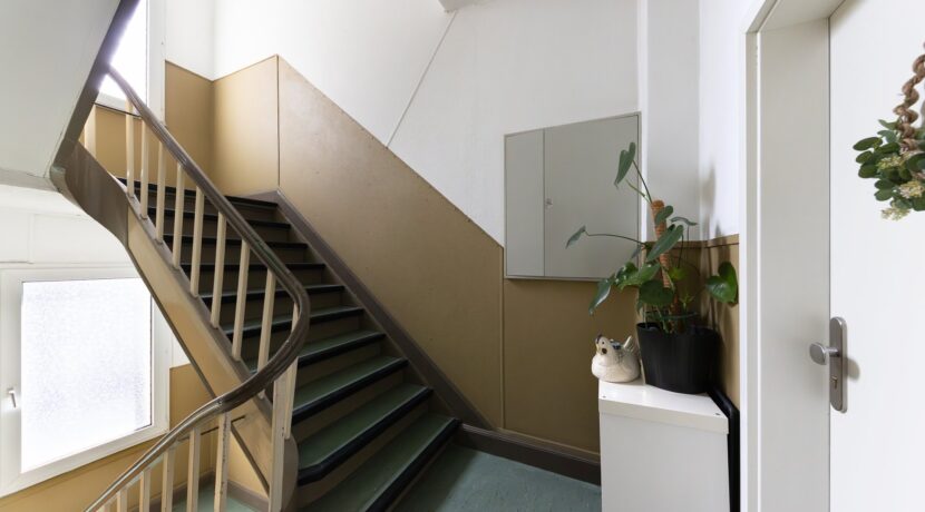 top gepflegtes Treppenhaus