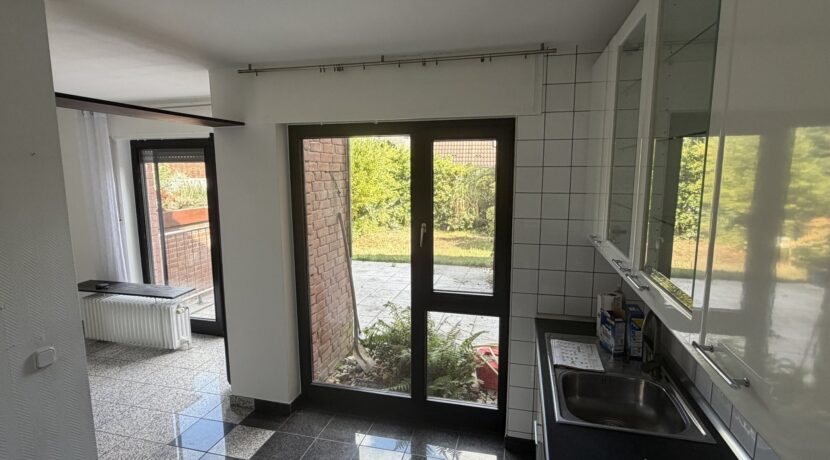 ...mit Blick in den Garten