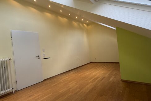 Geräumiges Kinderzimmer in der Ebene 4