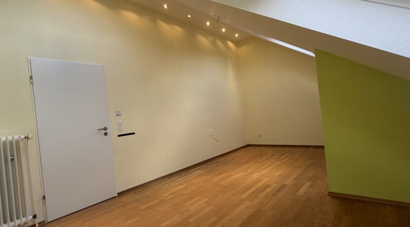 Geräumiges Kinderzimmer in der Ebene 4