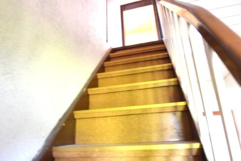 Treppe zum Obergeschoss
