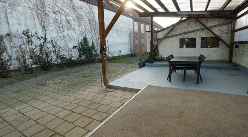 Außensitzplatz