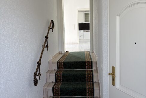 Eingangsdiele Fahrstuhl / Treppenhaus