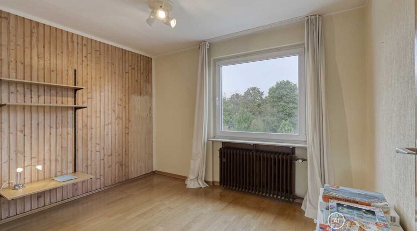 Erstes Kinderzimmer (DG)