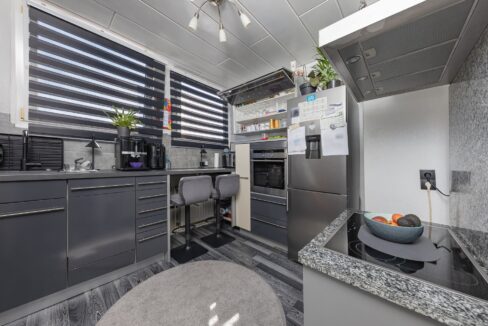 Einblick Wohnung rückwärtiges Haus
