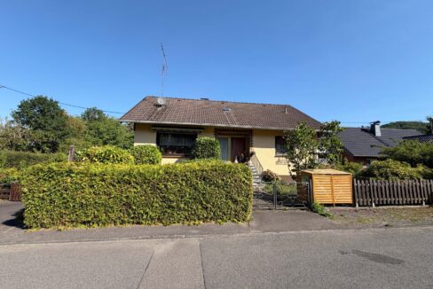 Straßenansicht
