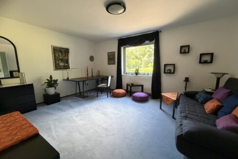 Kinder-/Gäste-/Arbeitszimmer