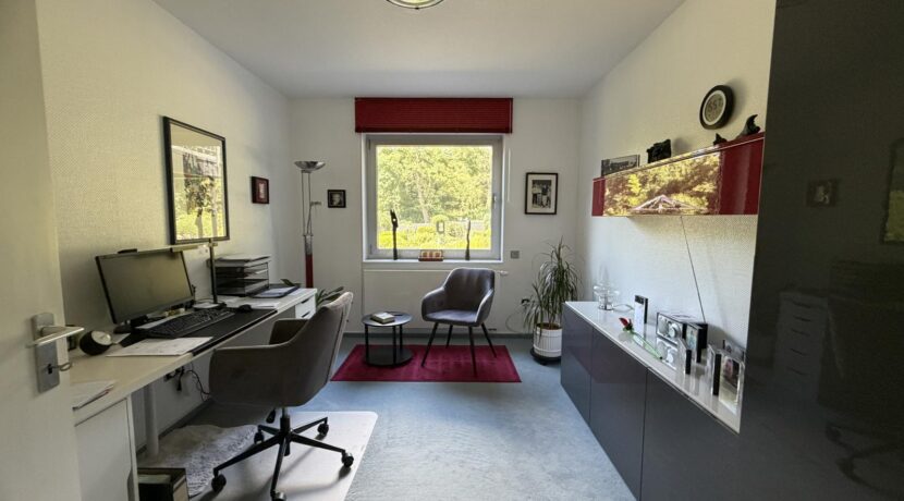 Kinder-/Gäste-/Arbeitszimmer