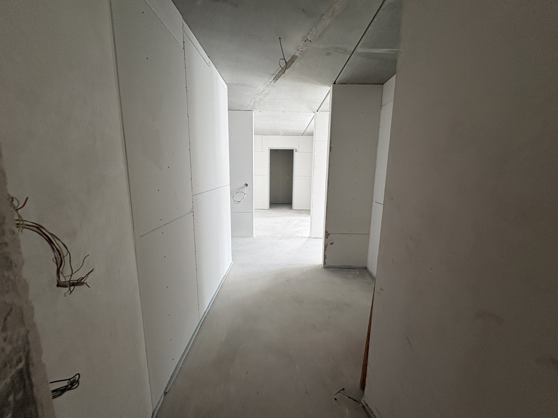 Großzügige 4-Zimmer-Etagenwohnung mit Balkon – in Unna