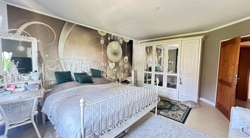 Schlafzimmer EG