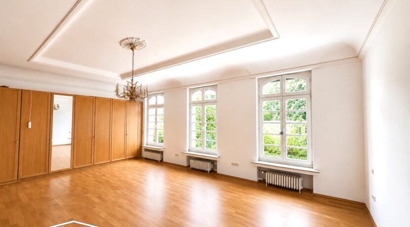 großes Schlafzimmer