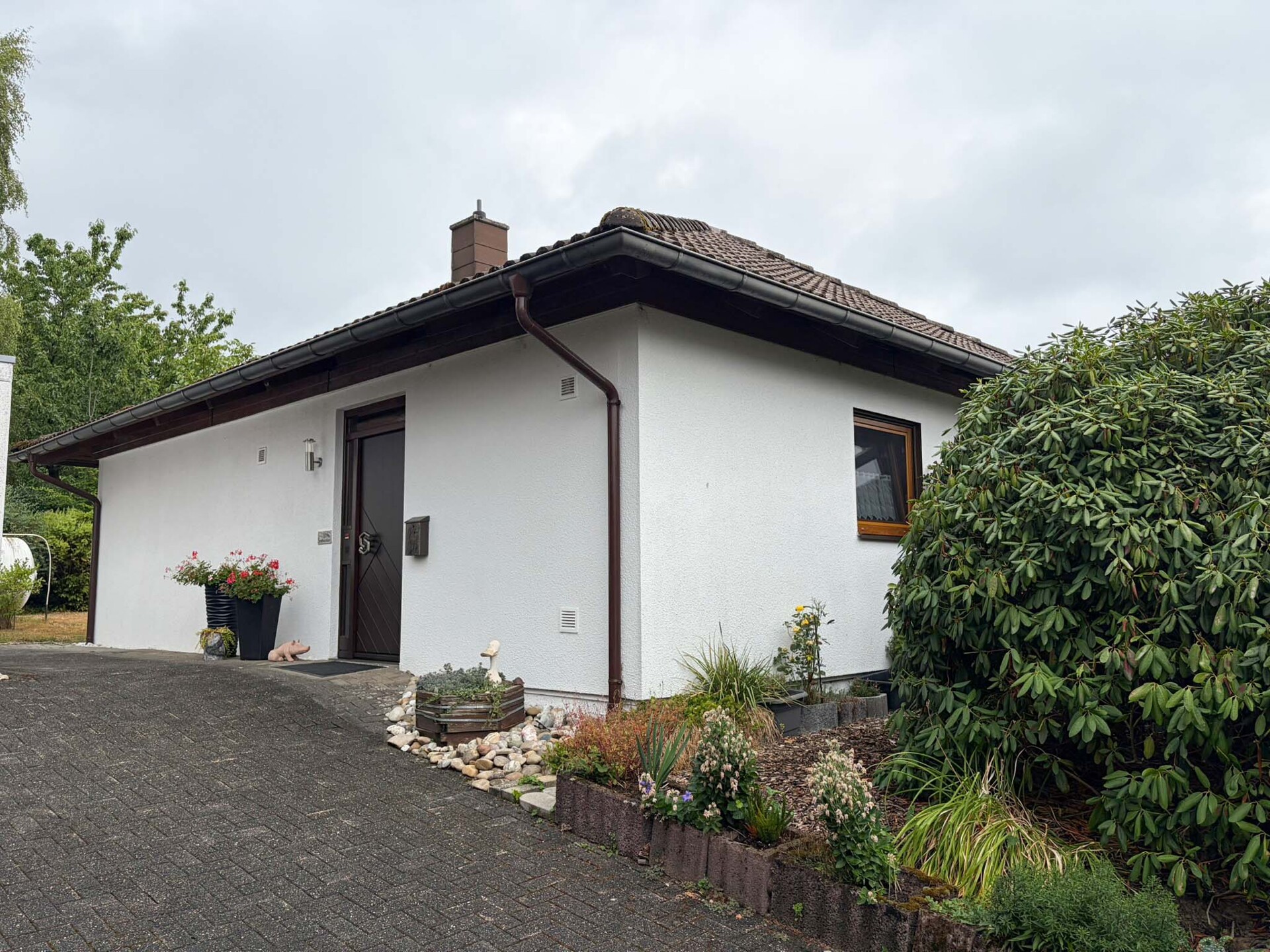 Barrierearmes Wohnen auf einer Ebene: Gepflegter Bungalow mit schönem Grundstück nahe Hamm.