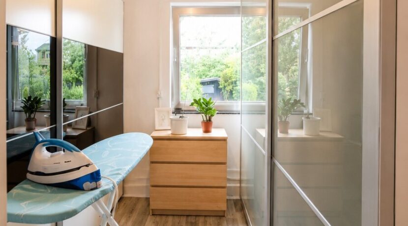 Ankleide oder Büro
