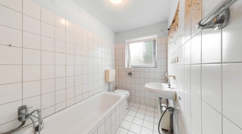 Badezimmer EG