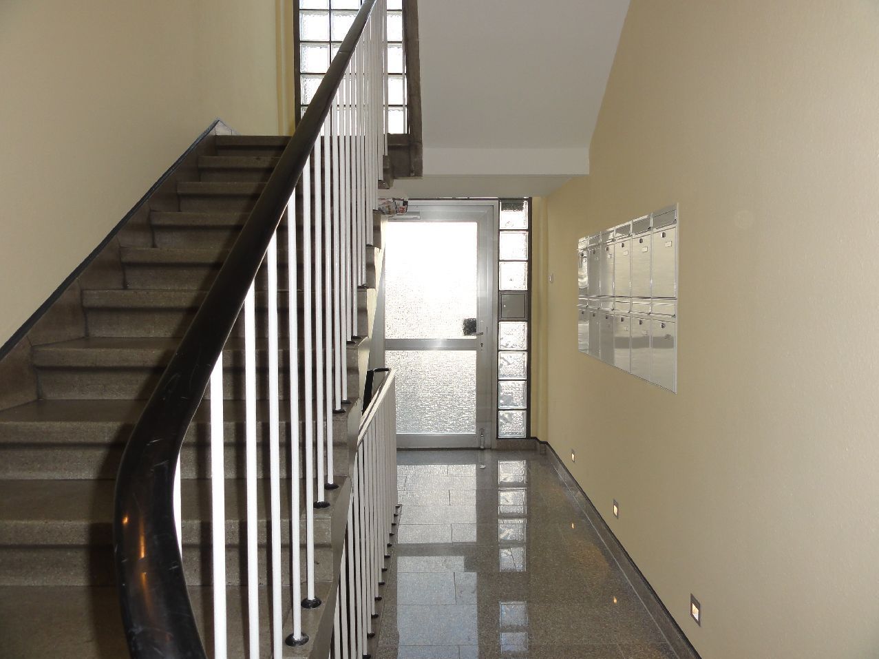 42 m² Mietwohnung – Weißenburger Straße 6 - Photo 4