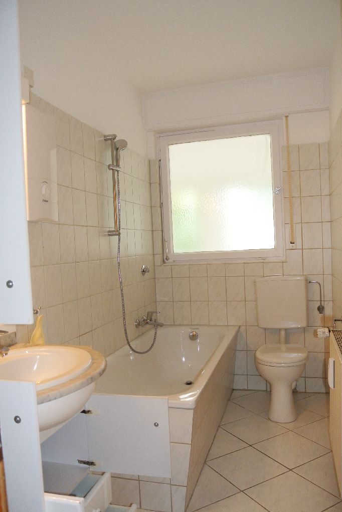 Renovierte 2 1/​2 Zimmer Wohnung in Dortmund-Wellinghofen zu vermieten! - Photo 3