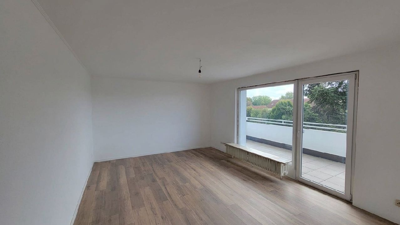 Komplett renovierte, helle 3-Zimmer-Wohnung ca. 77 m² mit Balkon, in Dortmund-Hörde zu vermieten! - Foto 1