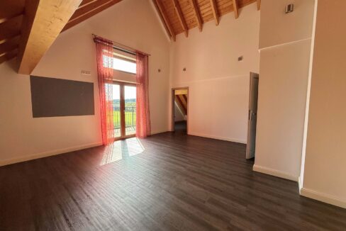 DG Elternschlafzimmer mit Balkon