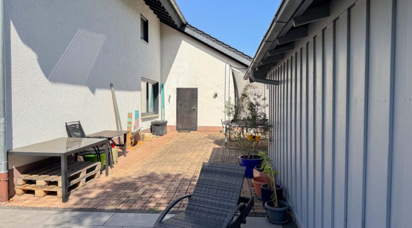 Eingang zur Garage
