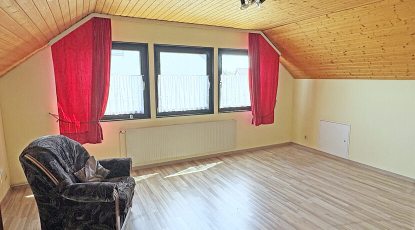 Schlafzimmer DG