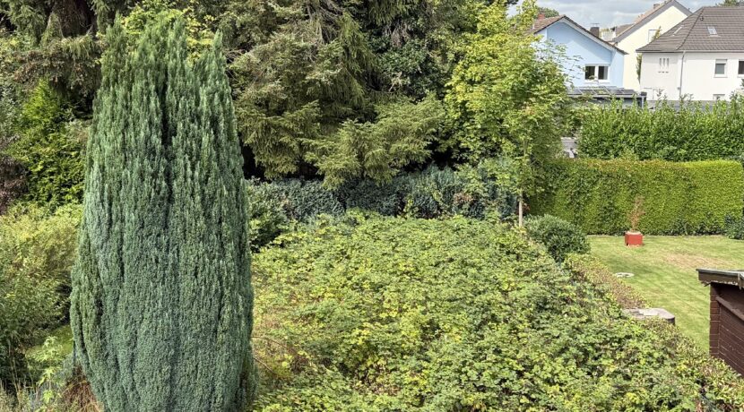 ca. 192 qm eigener Garten